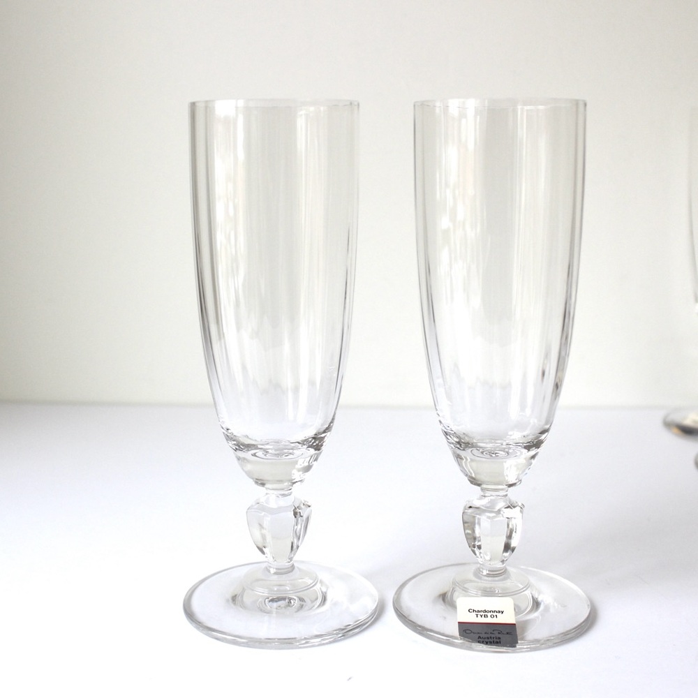 Two Oscar de la Renta Ribbed Champagne Flutes Glasses, Austrian Crystal TYB01